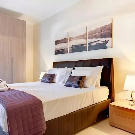 Lejlighed Penthouse With Picturesque Garden And Bayviews Marsaskala